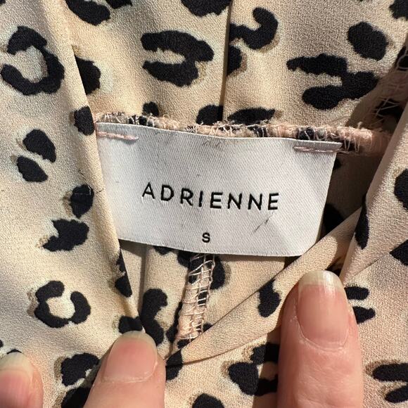 Adrenne Size Small Blush Animal Print Oversized Pretty Femme Work Business - Picture 3 of 6